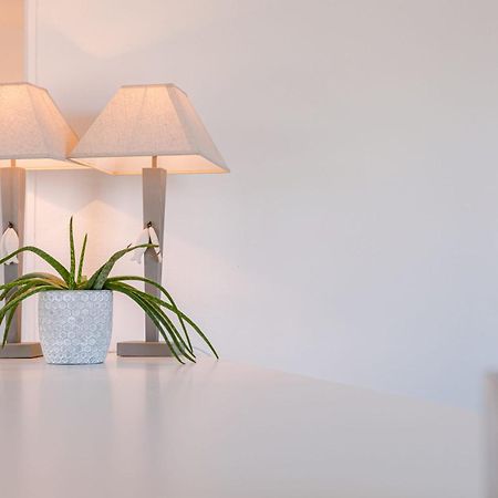 Huswell - Spacious & Modern Sea View Apartment With Garage Oostende Bagian luar foto