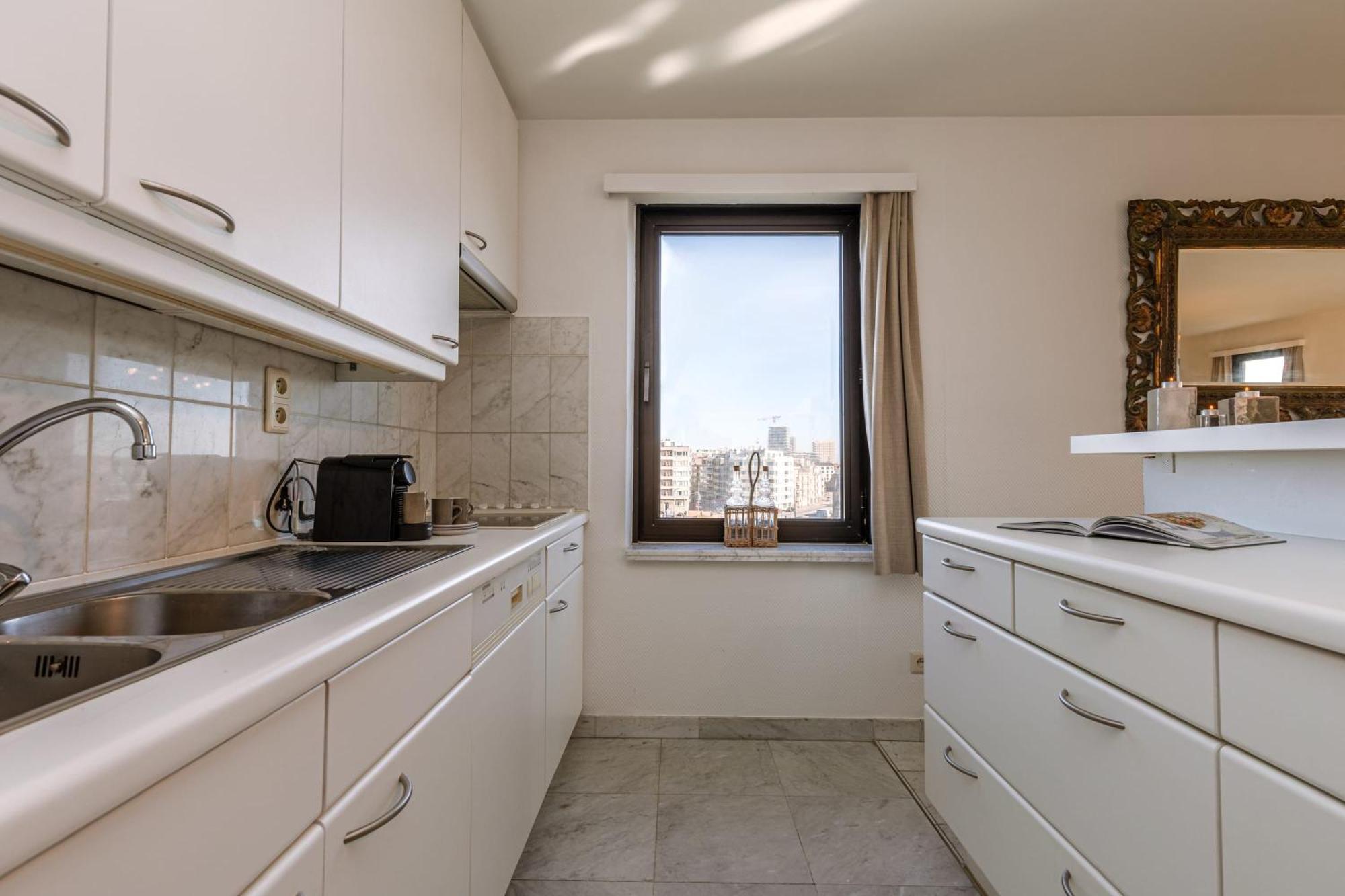 Huswell - Spacious & Modern Sea View Apartment With Garage Oostende Bagian luar foto