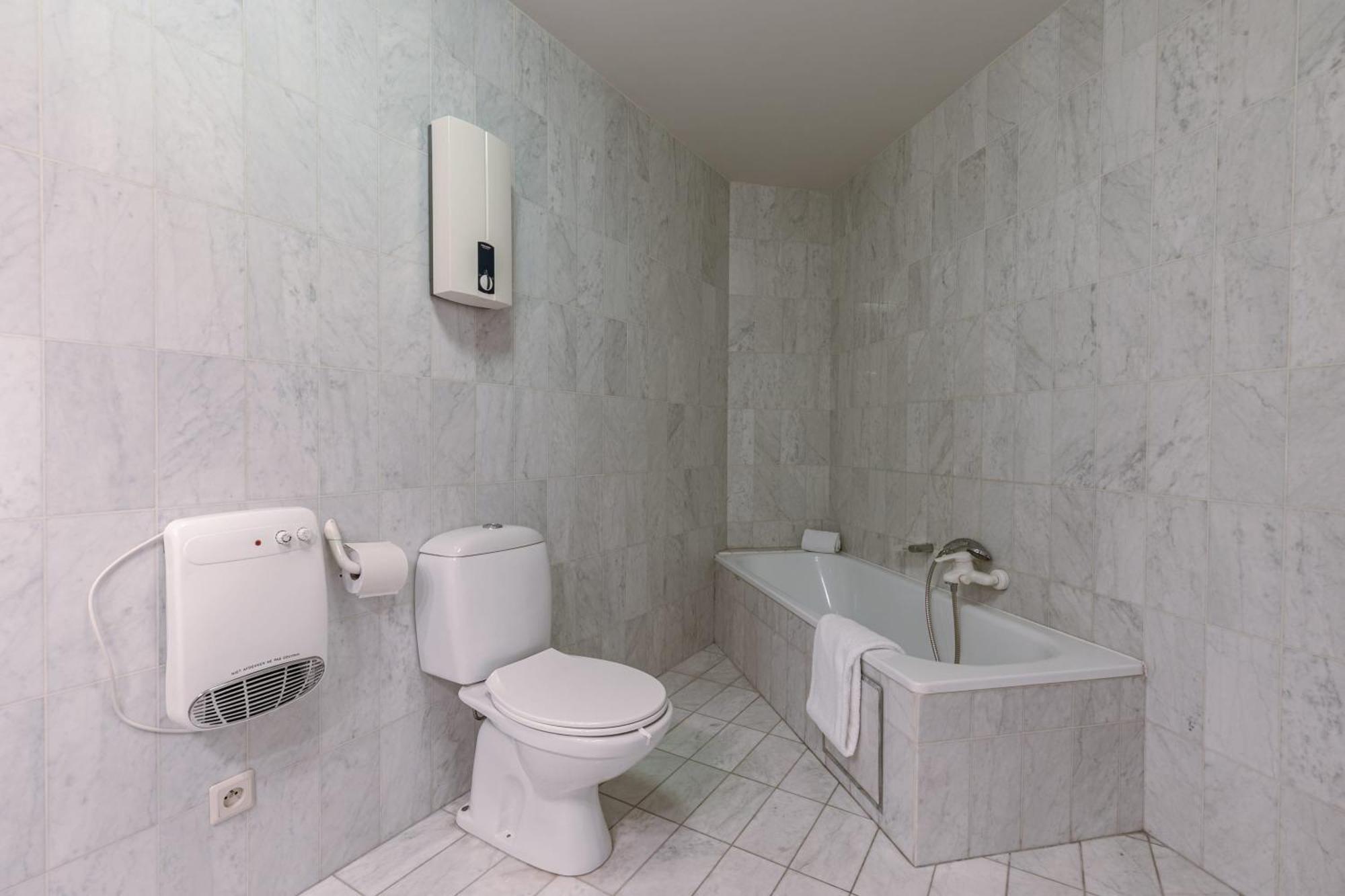 Huswell - Spacious & Modern Sea View Apartment With Garage Oostende Bagian luar foto