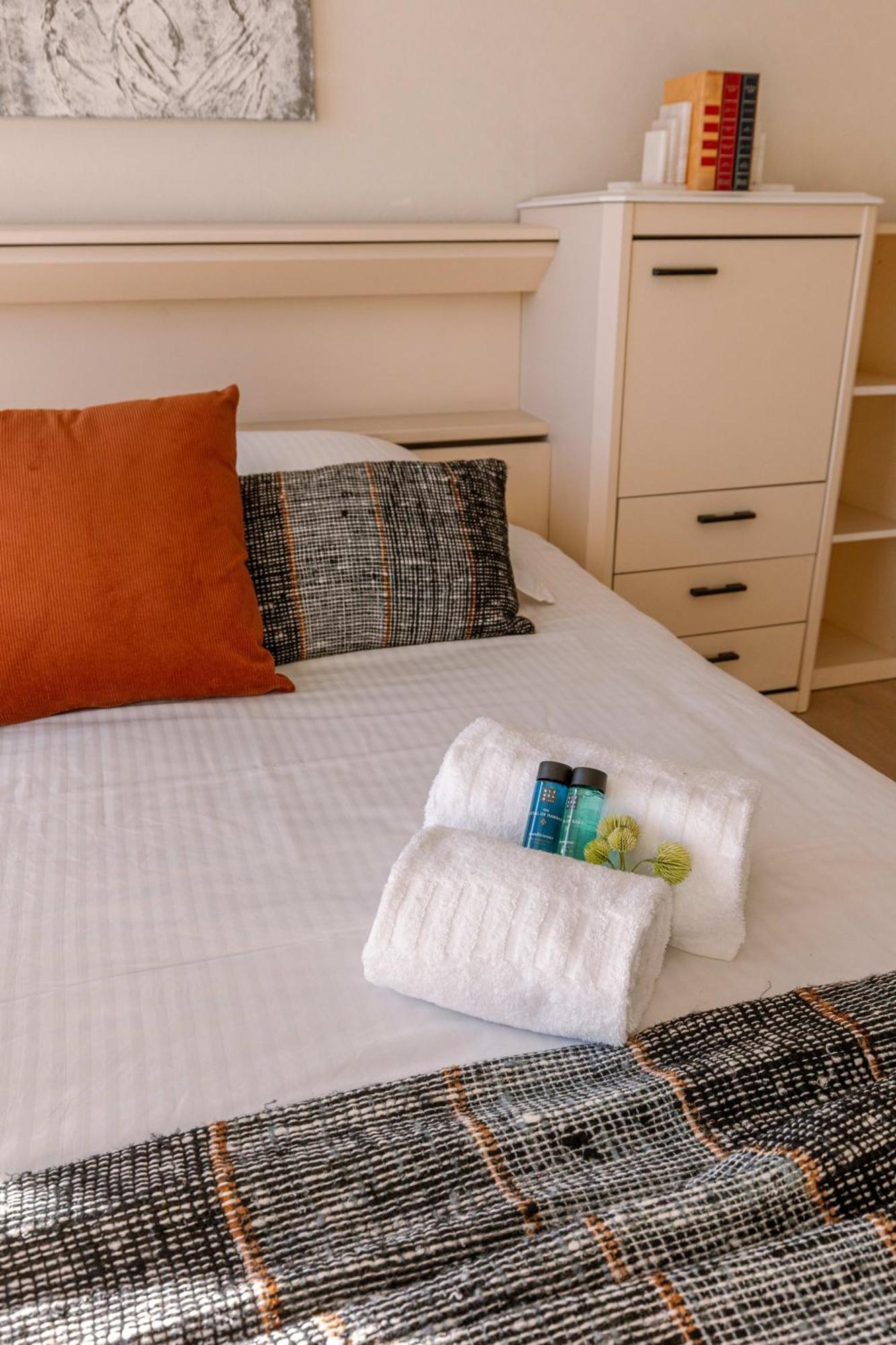 Huswell - Spacious & Modern Sea View Apartment With Garage Oostende Bagian luar foto